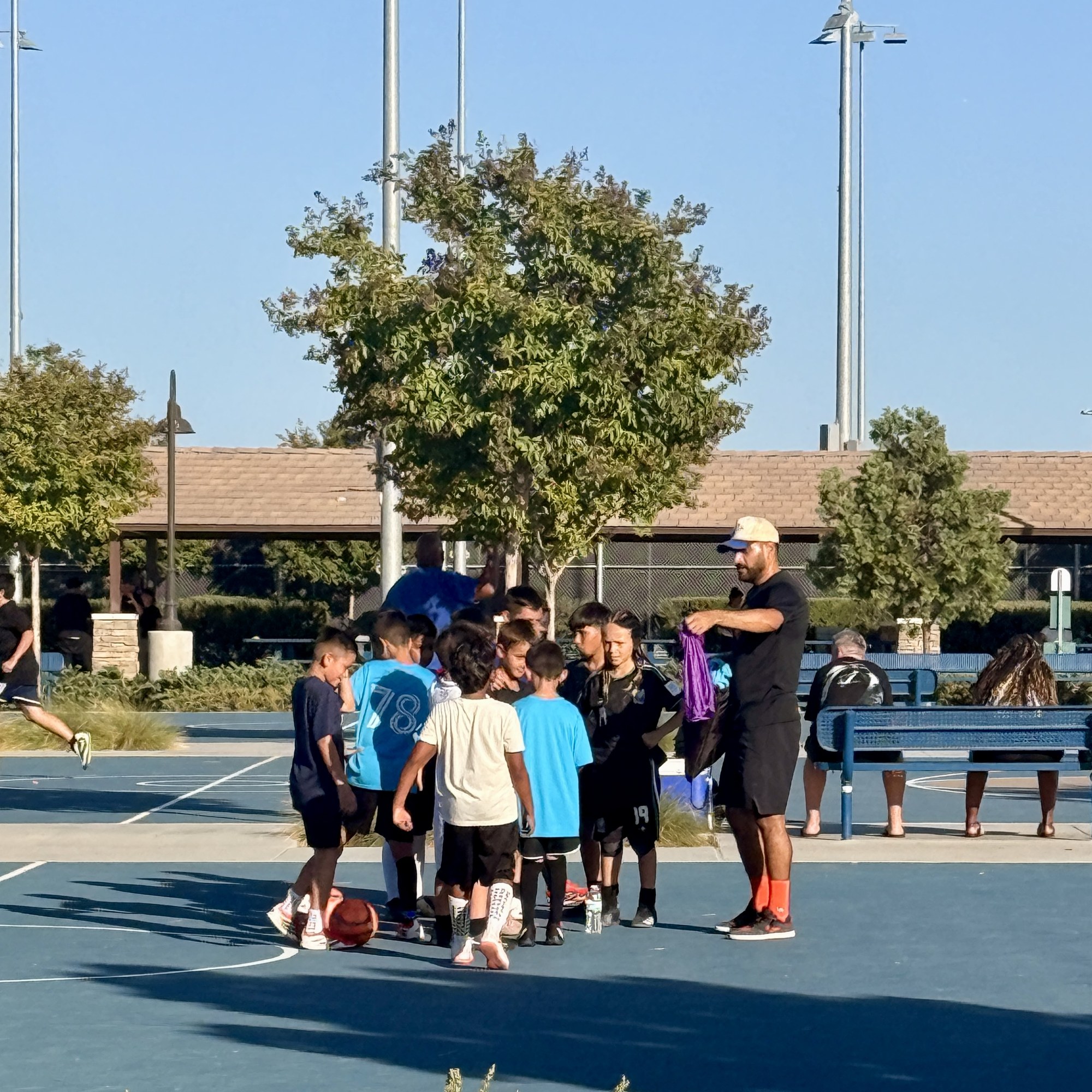 Futsalismo FC youth futsal players in action